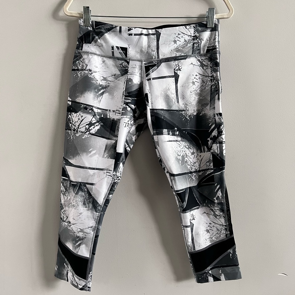 MONDETTA Black and White with mesh details legging Size M